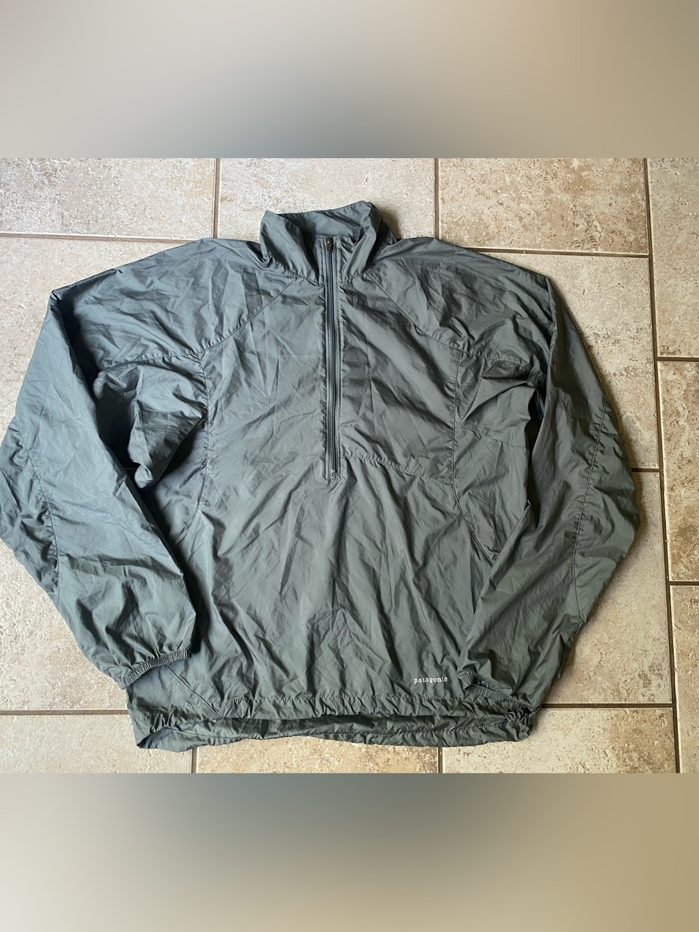 Men’s Vintage Patagonia 1/4 Zip Windbreaker, Relaxed Fit, Small, Gray